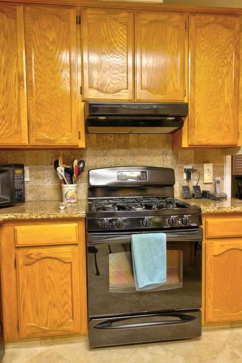 1694 W 4th St, Ripon, CA 95366 photo 17