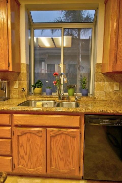 1694 W 4th St, Ripon, CA 95366 photo 18