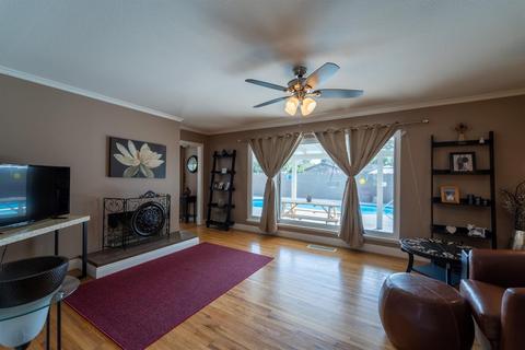 1030 Durant St, Modesto, CA 95350 photo 2
