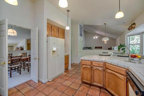 1015 Eagle Pl, Davis, CA 95616 photo 7