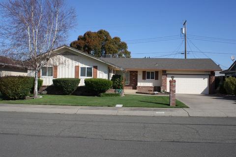 931 Tara Pl, Lodi, CA 95240 photo 1