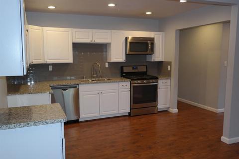111 Barros St, Patterson, CA 95363 photo 7