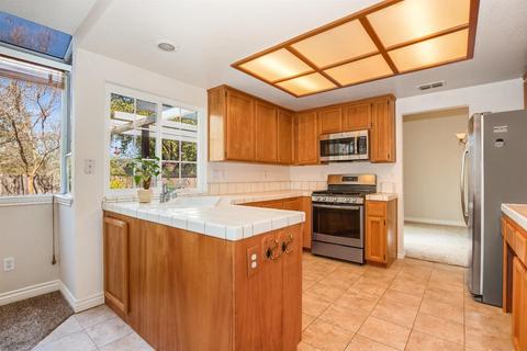 5768 Summit Dr, Rocklin, CA 95765 photo 16