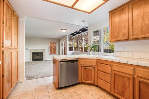 5768 Summit Dr, Rocklin, CA 95765 photo 17