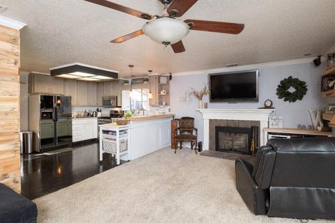 2817 Pinnacles Dr, Modesto, CA 95358 photo 9