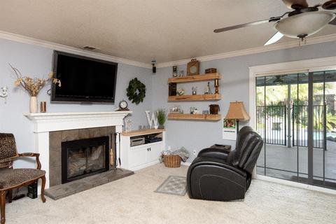 2817 Pinnacles Dr, Modesto, CA 95358 photo 7