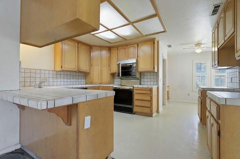 3800 St Nicholas Dr, Modesto, CA 95356 photo 17
