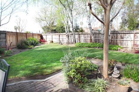 1364 Thrower Ct, Manteca, CA 95336 photo 3