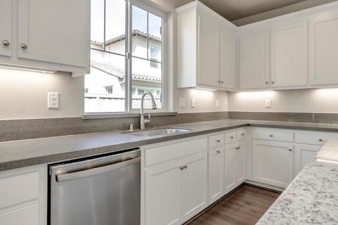 903 Sparks Ln, Davis, CA 95616 photo 6