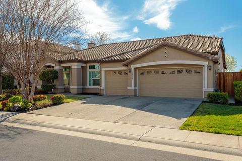 2924 Cameron Dr, Rocklin, CA 95765 photo 2