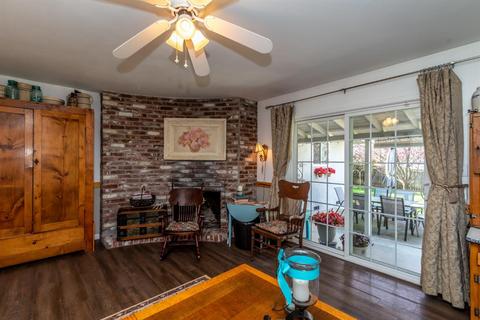 4905 Bowman Oaks Way, Carmichael, CA 95608 photo 14