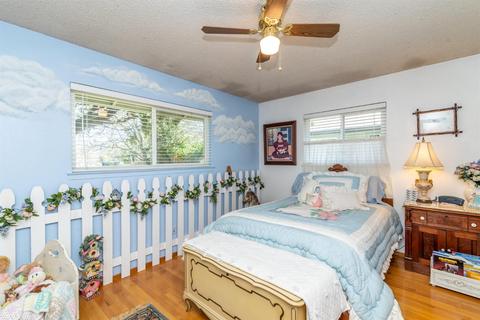 4905 Bowman Oaks Way, Carmichael, CA 95608 photo 16