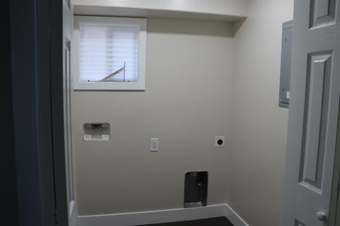 1021 El Vecino Ave, Modesto, CA 95350 photo 9