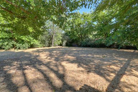 2816 Garfield Ave, Carmichael, CA 95608 photo 8