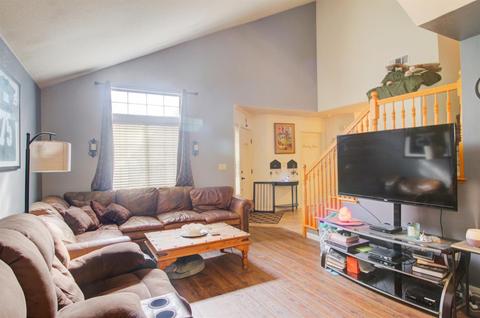 717 Parkston Ct, Modesto, CA 95357 photo 5