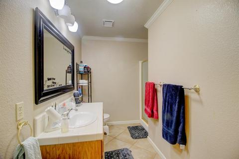 717 Parkston Ct, Modesto, CA 95357 photo 10