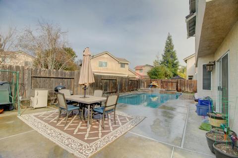 717 Parkston Ct, Modesto, CA 95357 photo 17