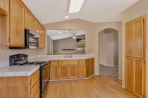 3040 Reyes, Tracy, CA 95376 photo 7