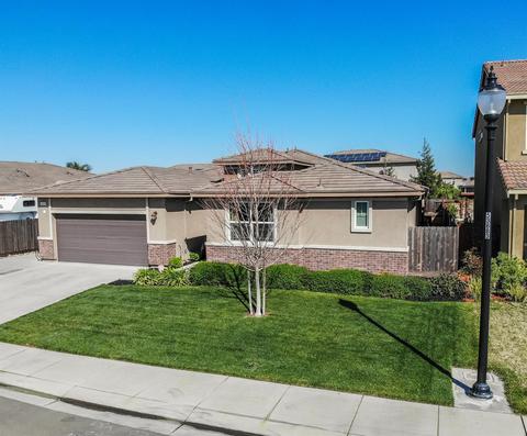 1029 Bensen St, Manteca, CA 95337 photo 4