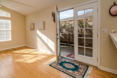 2043 5th St, Davis, CA 95618 photo 14