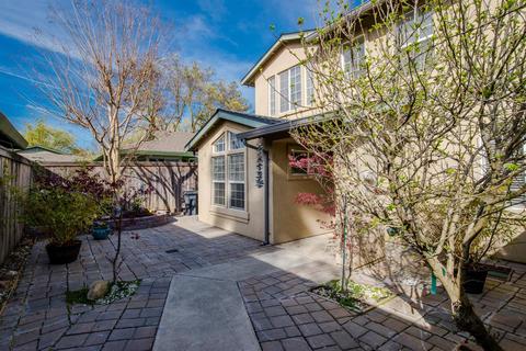 2043 5th St, Davis, CA 95618 photo 4