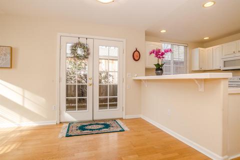 2043 5th St, Davis, CA 95618 photo 10
