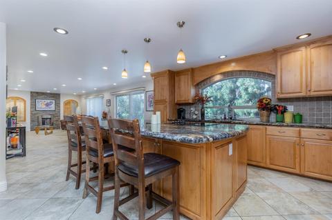 2637 Riverpine Ct, Carmichael, CA 95608 photo 2