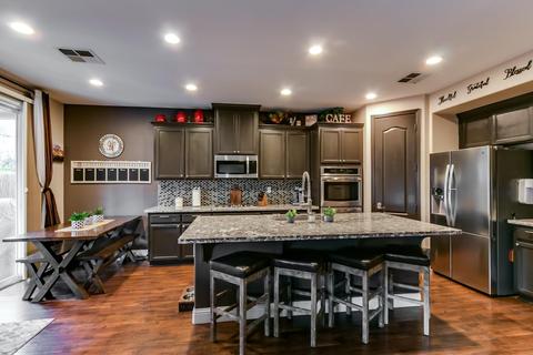 2817 Temescal Dr, Modesto, CA 95355 photo 6