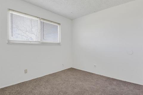4524 Meadow Way, Olivehurst, CA 95961 photo 10