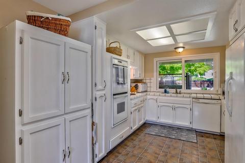 2817 Veneman Ave, Modesto, CA 95356 photo 3