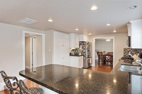 5213 Marimoore Way, Carmichael, CA 95608 photo 9