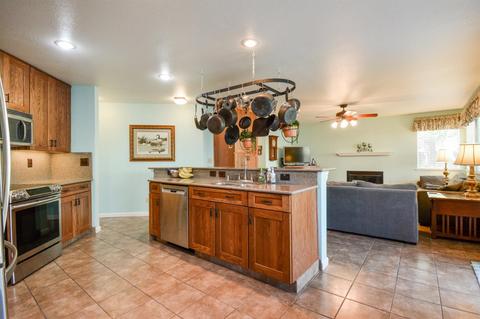 819 Ahern Ct, Turlock, CA 95382 photo 11