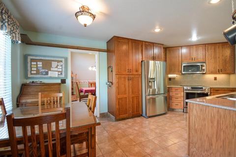 819 Ahern Ct, Turlock, CA 95382 photo 12