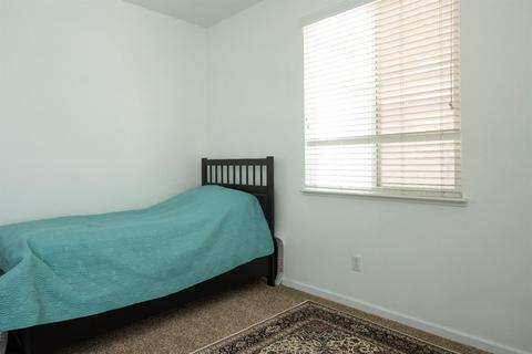 4300 Heritage Dr, Modesto, CA 95356 photo 21