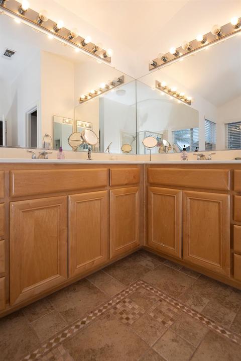 4300 Heritage Dr, Modesto, CA 95356 photo 15