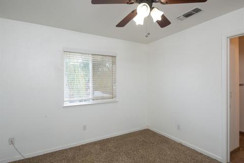 4300 Heritage Dr, Modesto, CA 95356 photo 17