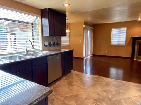 1004 Norwegian Ave, Modesto, CA 95350 photo 10