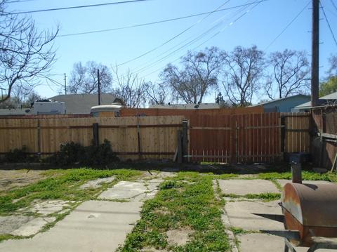 109 Maple St, Modesto, CA 95351 photo 4