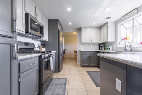2628 Beatrice Ln, Modesto, CA 95355 photo 4