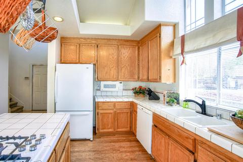 2437 Fallwater Ln, Carmichael, CA 95608 photo 9