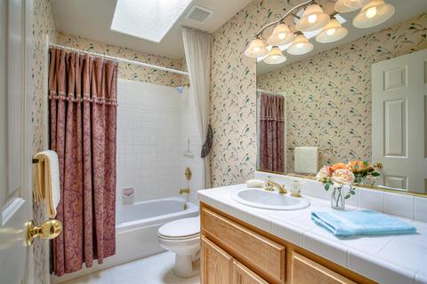 2437 Fallwater Ln, Carmichael, CA 95608 photo 25