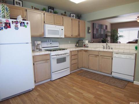 14524 Silver Creek Dr, Lathrop, CA 95330 photo 9