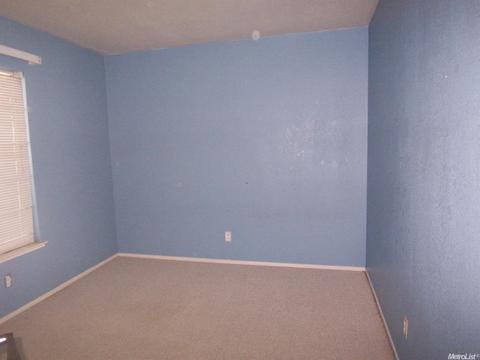 14524 Silver Creek Dr, Lathrop, CA 95330 photo 4