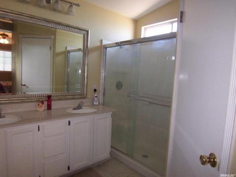 14524 Silver Creek Dr, Lathrop, CA 95330 photo 8