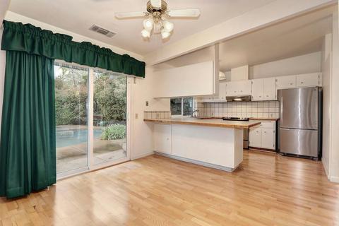 109 Grande Ave, Davis, CA 95616 photo 6