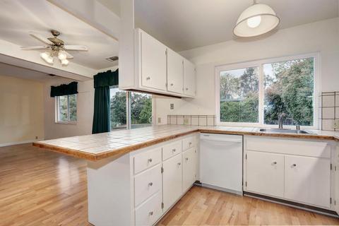 109 Grande Ave, Davis, CA 95616 photo 18