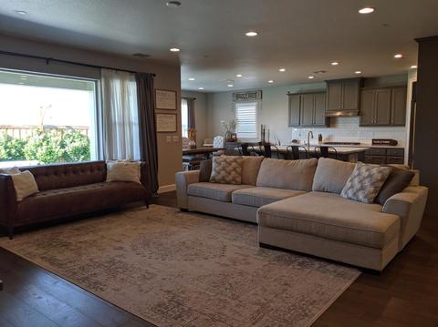 4035 Avalon St, Tracy, CA 95377 photo 4