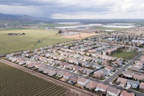 1508 Phlox Dr, Patterson, CA 95363 photo 7
