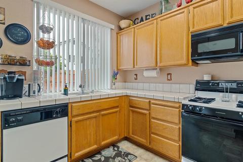 960 Lake Park Ave, Galt, CA 95632 photo 17