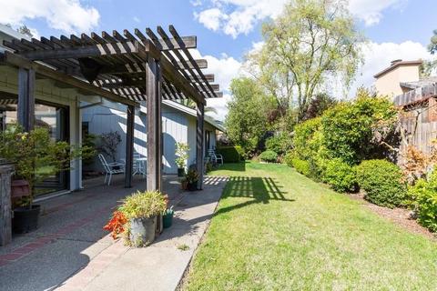 3300 Oak Stream Ct, Carmichael, CA 95608 photo 18